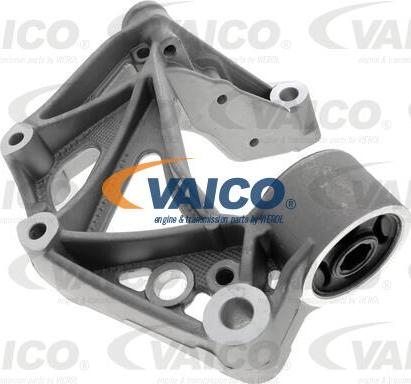 VAICO V10-5126 - Stub Axle, wheel suspension www.avaruosad.ee