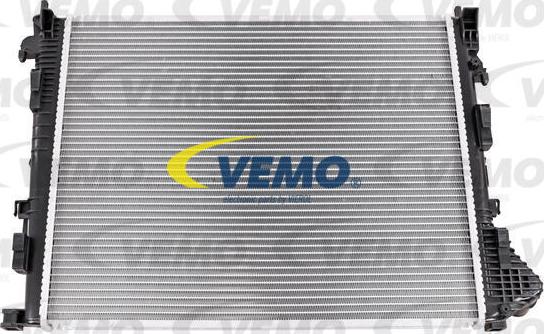 Vemo V46-60-0024 - Radiaator,mootorijahutus www.avaruosad.ee