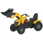 Traktori JCB 8250 kauhalla