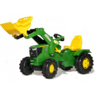 John Deere 6210R avec godet