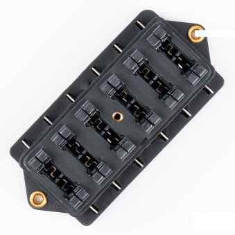 Boîte à fusibles 6 emplacements, 30A, S103-03041