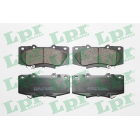 Front pads HiLux 05-