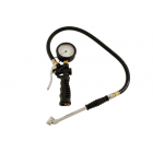 Tire pressure gauge with precise scale