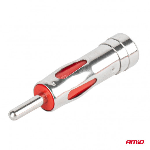 Auton antennisovitin DIN ISO Amio