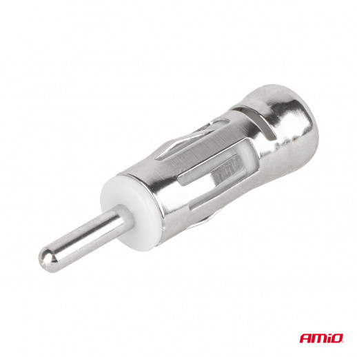 Auton antennisovitin DIN ISO Amio