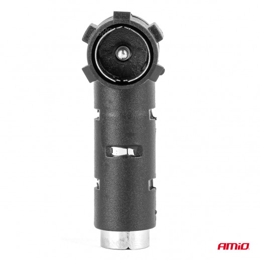 Auton antennisovitin DIN ISO Amio