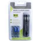 TASKUVALAISIN 9 LED (3XAAA PARISTOT MUKANA) CARMOTION